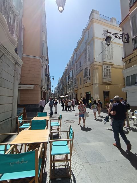 cadiz_rue_matin__9_.jpg