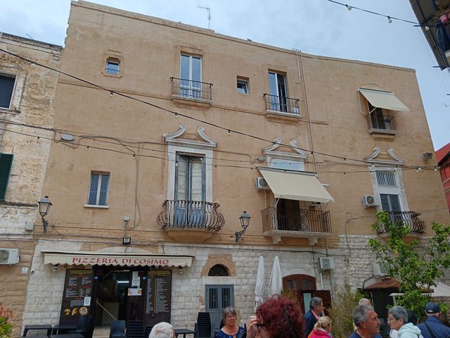 Bari_rue__11_.jpg, juin 2025 Bari_rue__11_.jpg