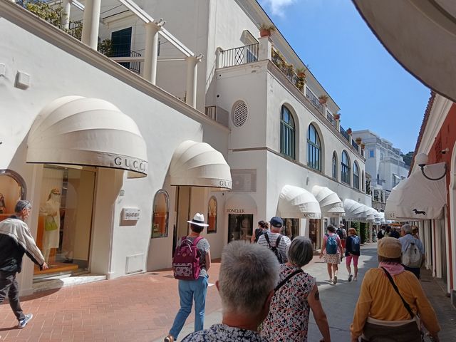 Capri_ville_et_retour__8_.jpg