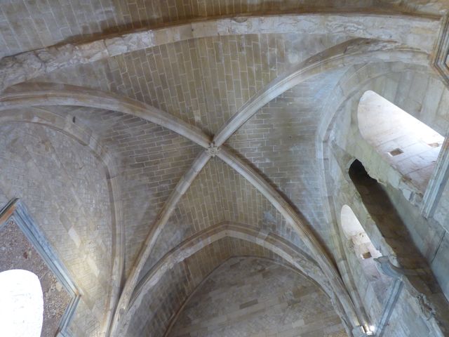 Castel_del_Monte__29_.JPG, juin 2025 Castel_del_Monte__29_.JPG
