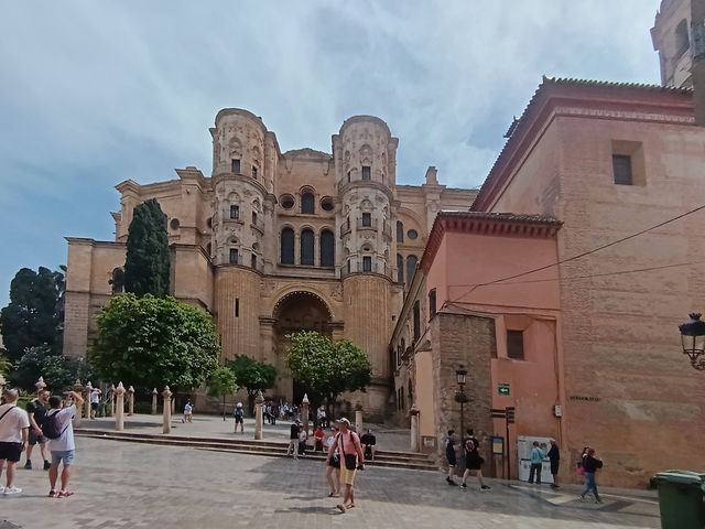 Malaga_cathedrale__1_.jpg