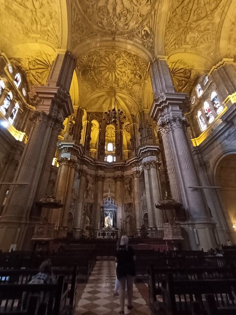 Malaga_cathedrale__2_.jpg