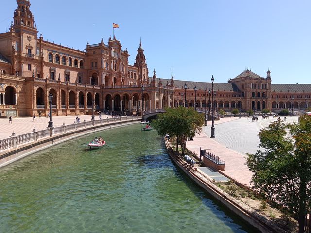 Seville_Place_d__Espagne__3_.jpg