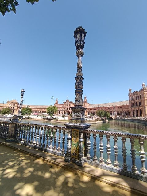 Seville_Place_d__Espagne__7_.jpg