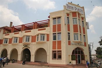 Hotel_Tana_Plaza_Antananarivo.jpg